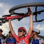 Remco Evenepoel คว้าตำแหน่ง Vuelta a España